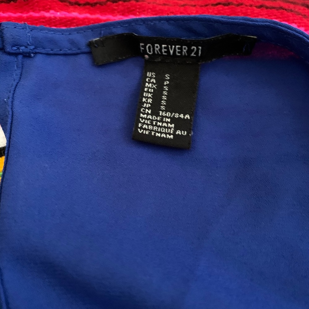 Top - Picture 3 of 5